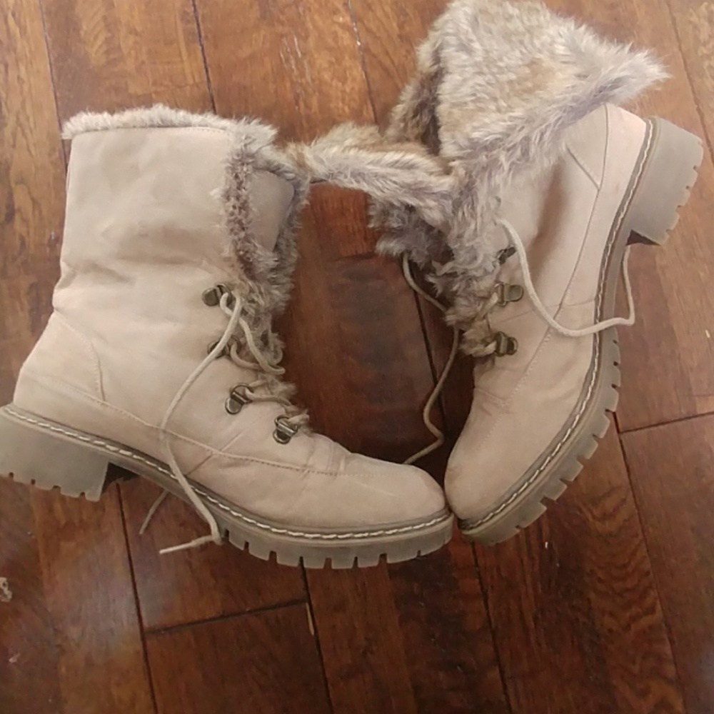 ❄Bass & Co Angelica Boots